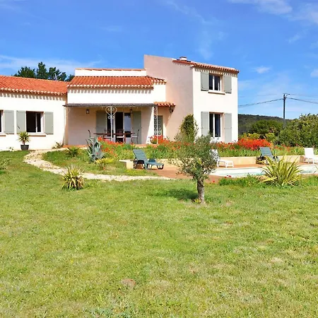 Ferienhaus Lovely In *